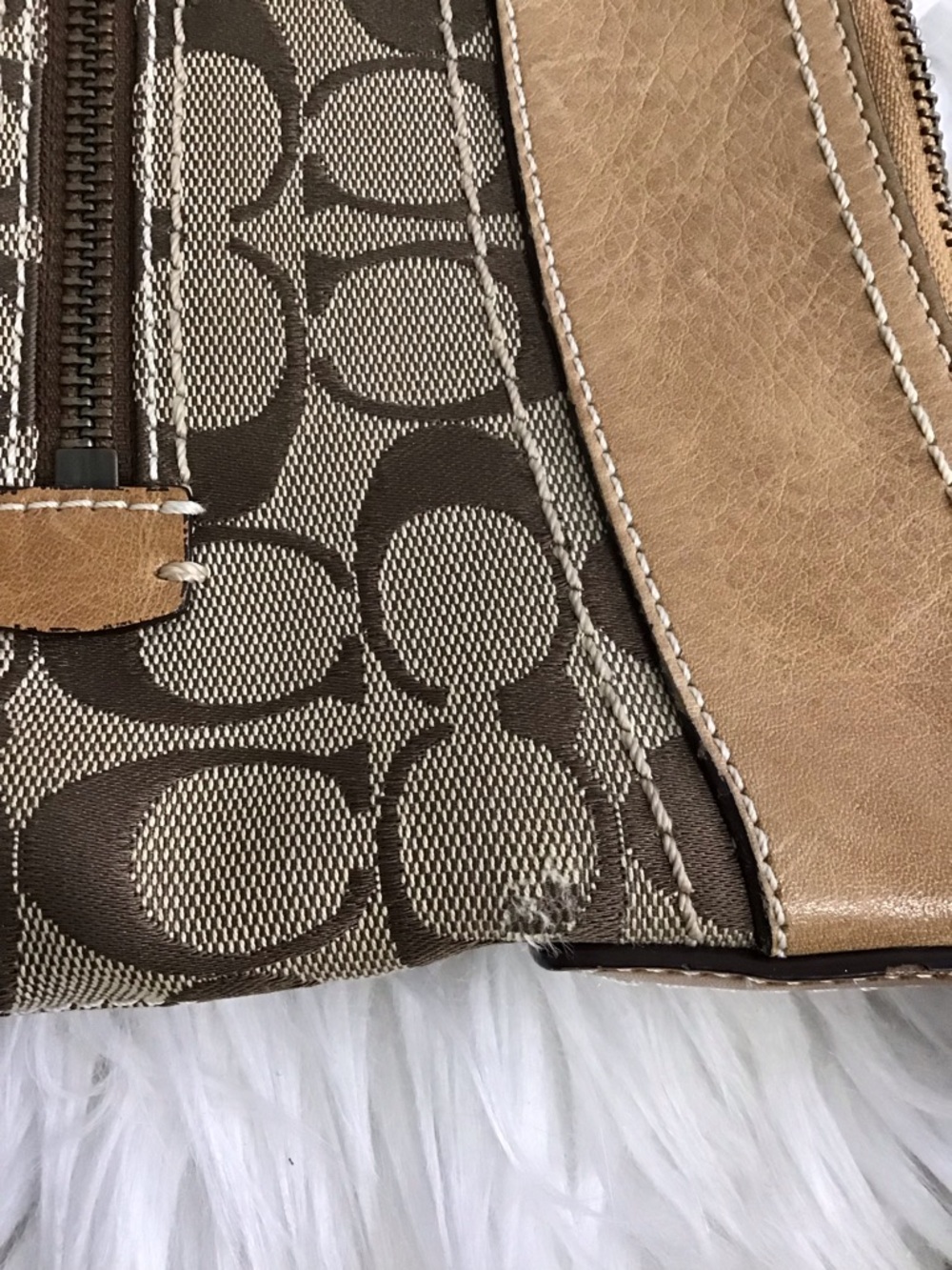 Coach Vintage Legacy Beige Brown Signature C Logo Leather Crossbody Bag - Picture 8 of 16